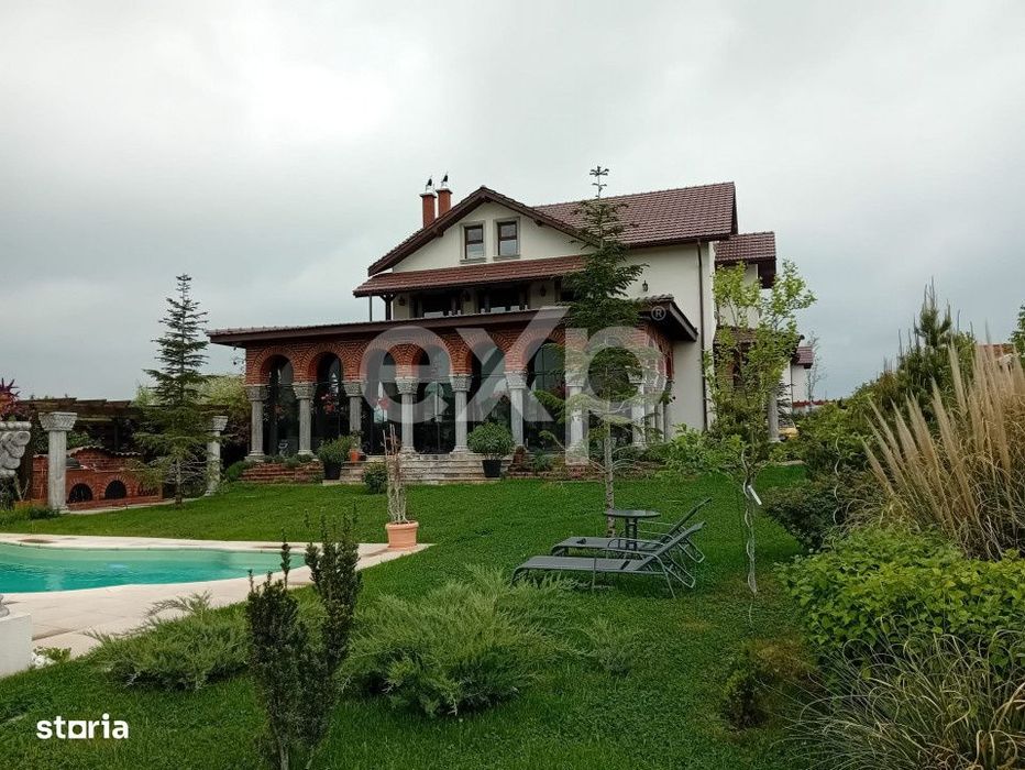 De vanzare vila exceptionala in stil Neo Romanesc cu vedere la lac si