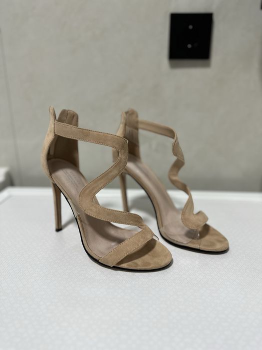 продам босоножки