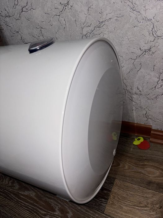 Бойлер,  Ariston