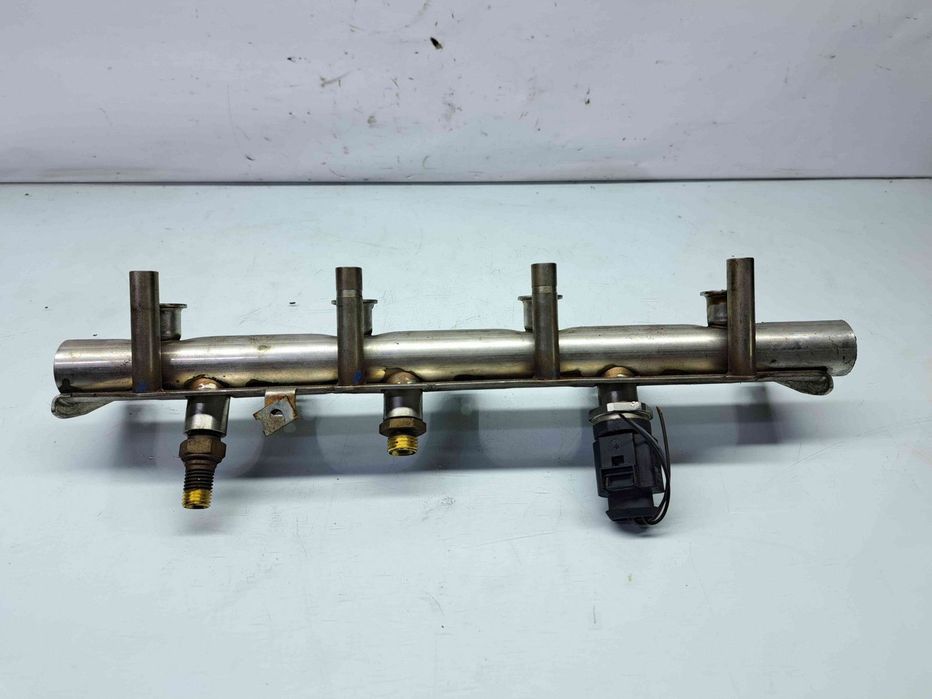 Rampa injectoare Volkswagen Eos (1F7, 1F8) [Fabr 2006-2015] 06F133317L