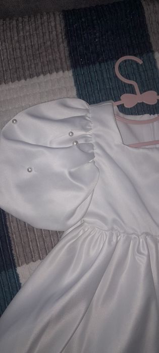 Платье праздничное