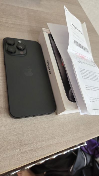 Продам Айфон 15 про макс