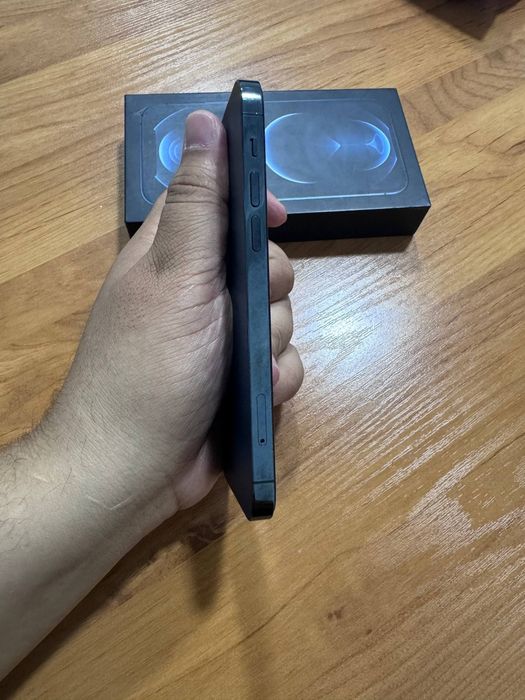 iPhone 12 pro sotiladi