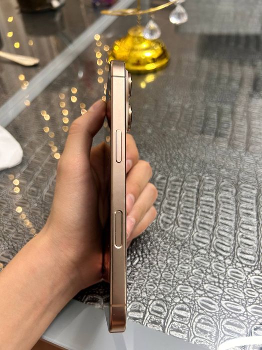 Iphone 16 pro 256 desert