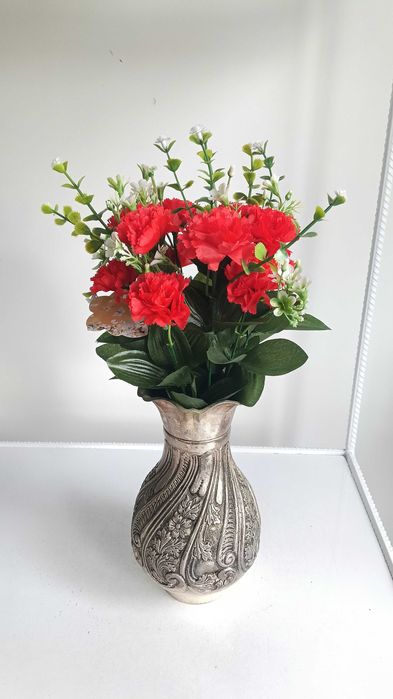 Vintage , масивна , метална , посребрена ваза