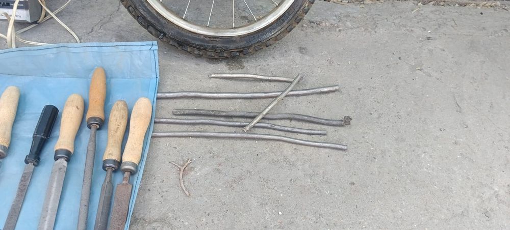 Трансформатор,колесо, олово,набор напильника