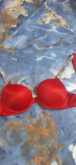Sutien Victoria's Secret push-up aproape nou/65 lei/75C/80A/80B/40/42/44