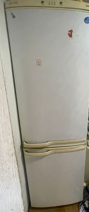 Продам холодильник