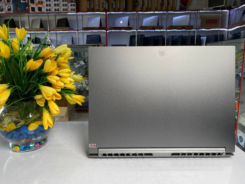 Acer predator monistir core i7 rtx