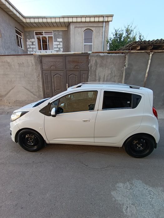 Spark arenda gazi bor