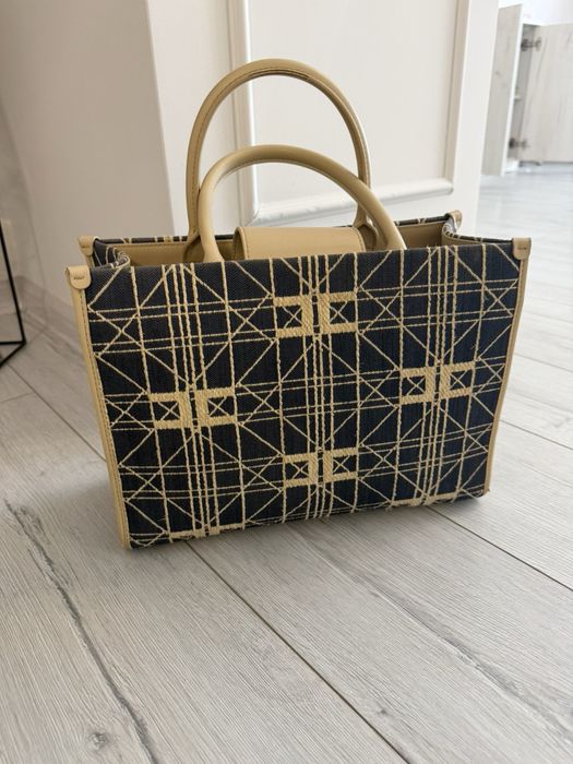 Чанта Elisabetta franchi