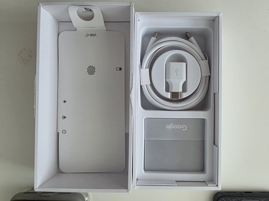 Google Pixel 8 cu 4 luni de viață