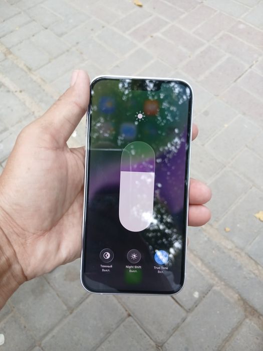 Продается телефон