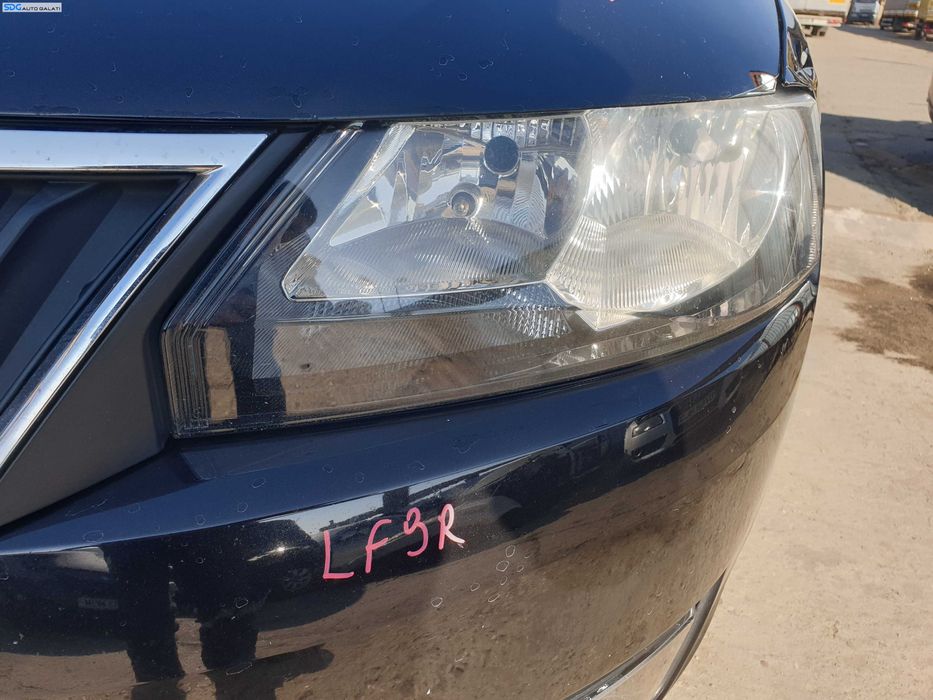 Far Stanga Halogen Skoda Rapid 2012 - 2017 [K4363]
