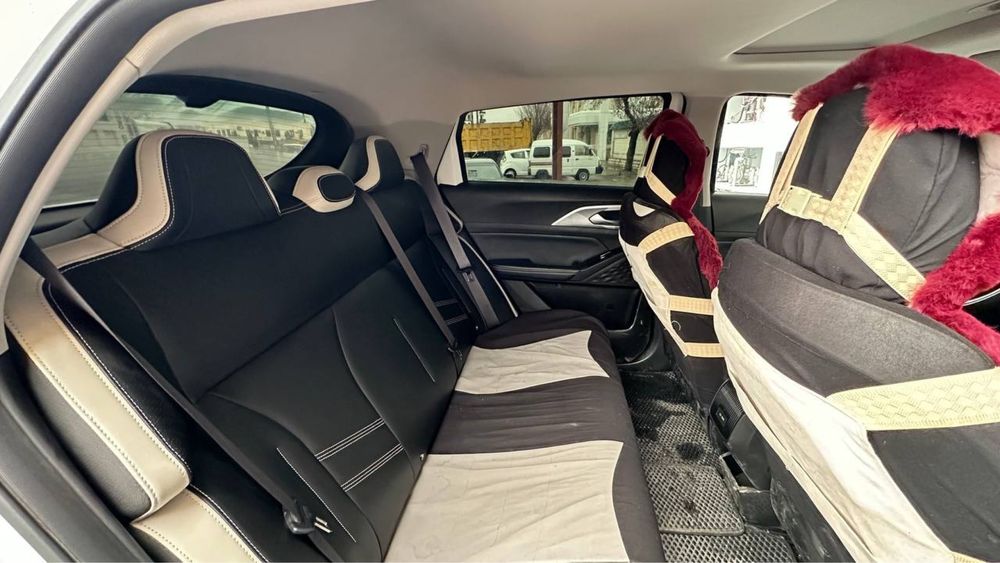 Geely Geometry E в идеальном состояние