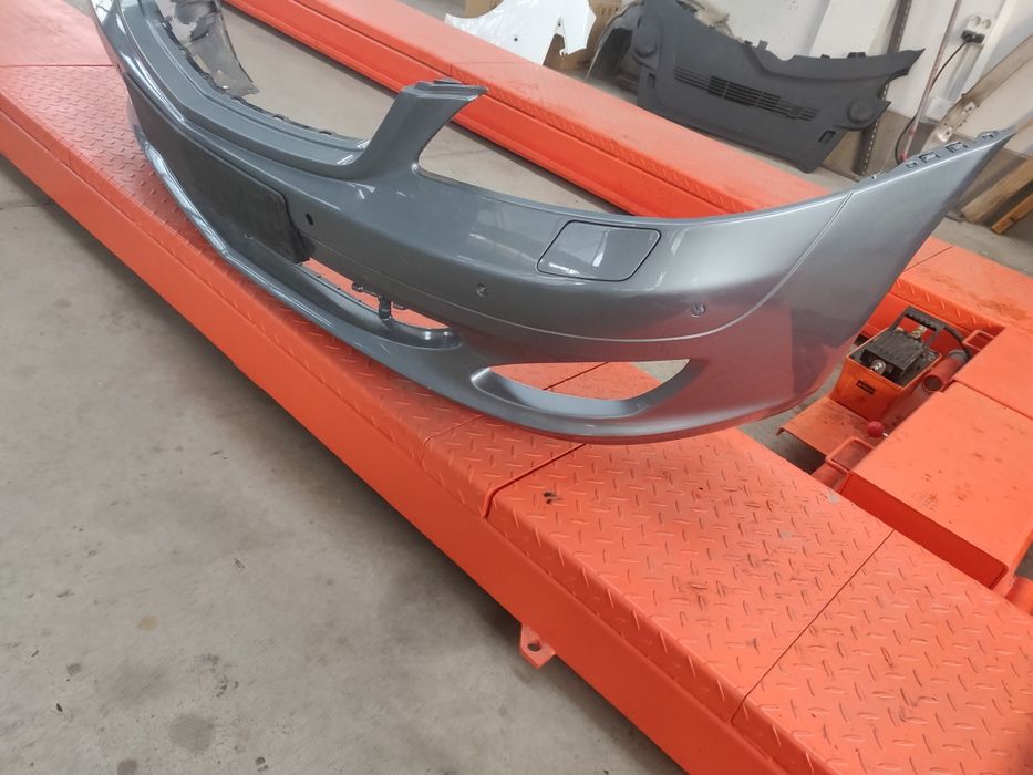 Предна Броня за Mercedes W221 S--Class 2005--2009 г.