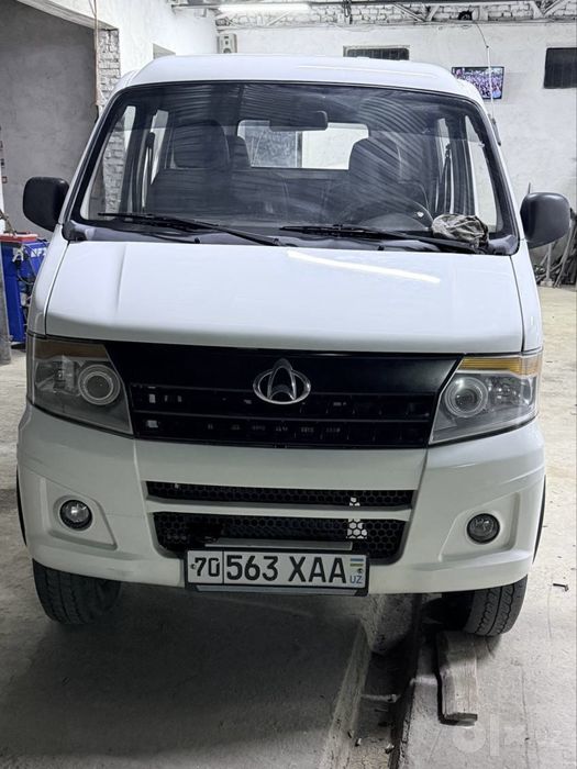 Продаётся грузавой автомобиль «Changan»