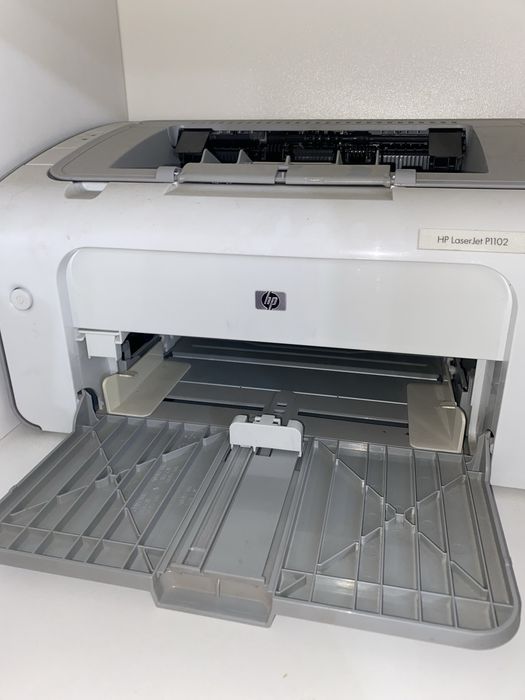 Принтер HP LaserJet P1102