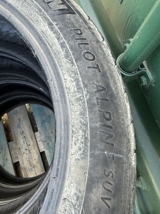Michelin 235/55 R19
