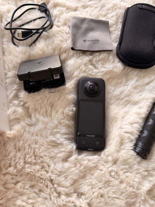 Insta360 x3 + accesorii