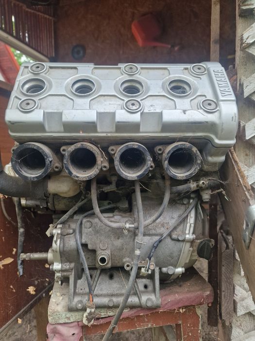 Motor Yamaha R6 pentru piese 1998- 2003