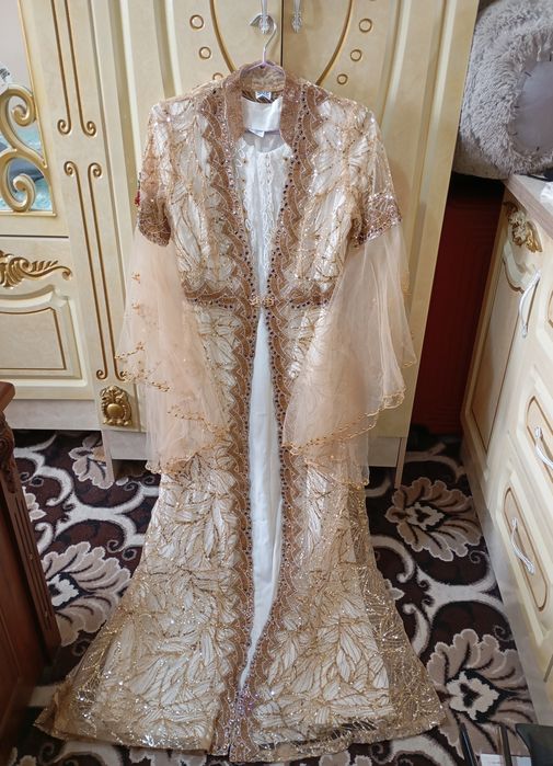 Келинчак ансамбль сотилади холати янгидай 2 марта кийилган