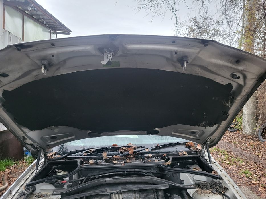 Преден капак за BMW E83