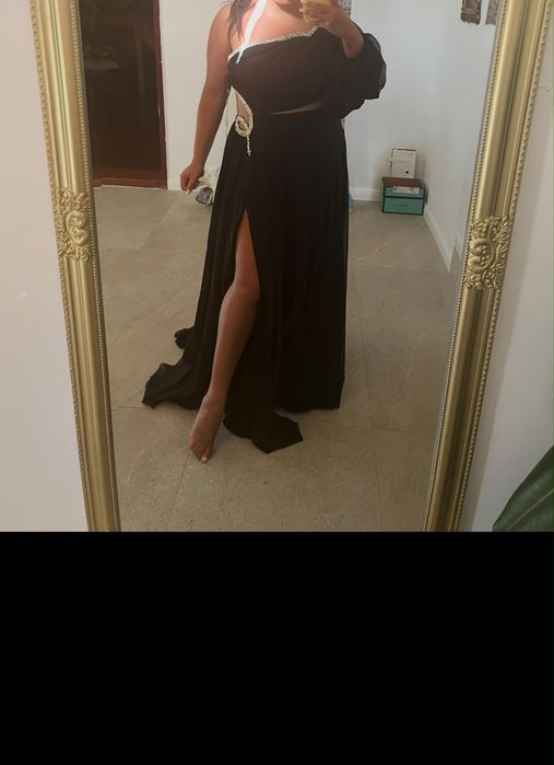 Rochie eleganta cu eticheta