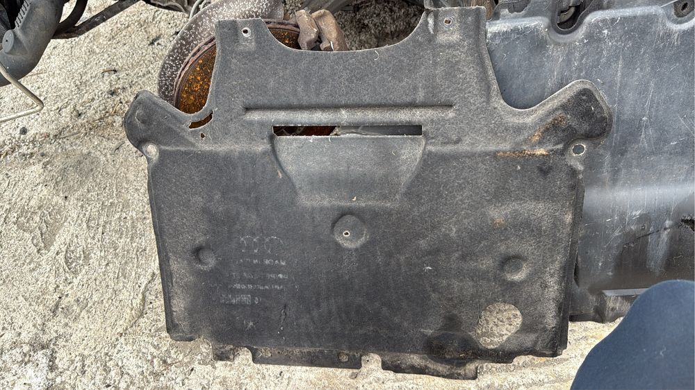 Scut motor cutie audi a4 b8 b8.5