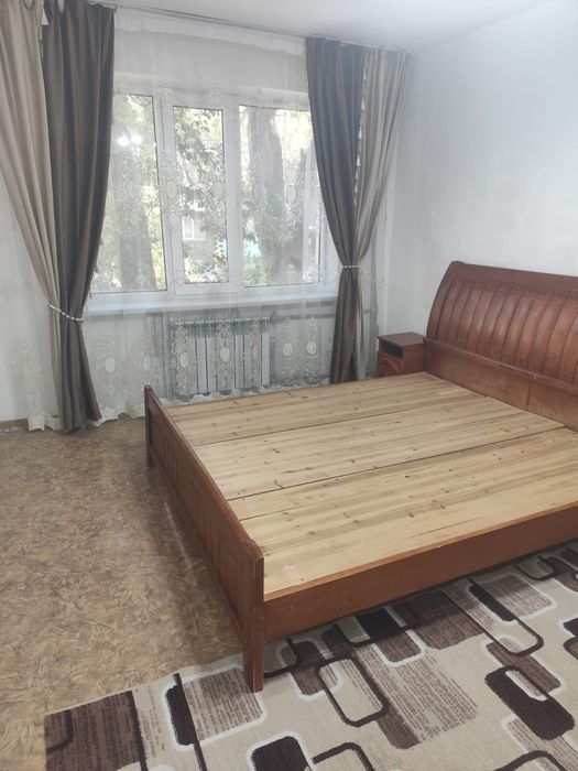 Сдам  2 комнатную квартиру