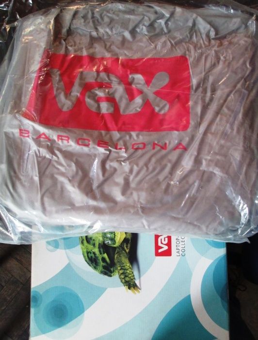 geantă laptop de designer, Barcelona Gracia nouă, in cutie