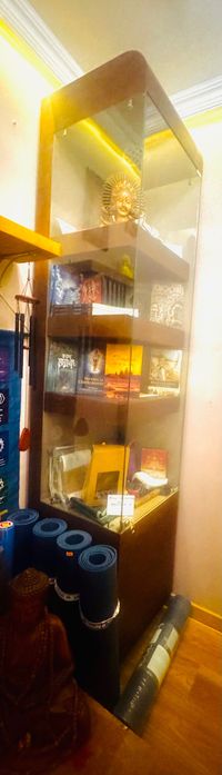 Рецепция/Витрина за магазин