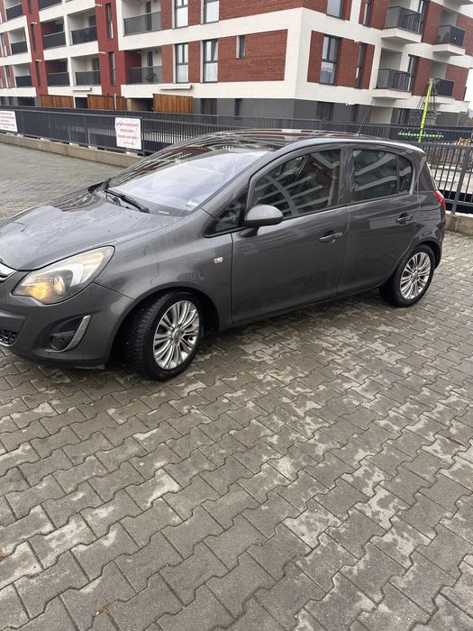 Corsa 2011 1.7 DTI 131 CP Euro 5 Schimb cu passat/tiguan doar automat