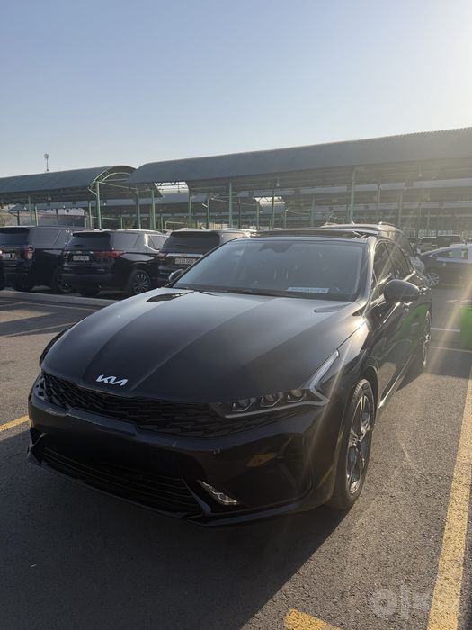 Kia k5 2025 yil  2 L Turbo Full