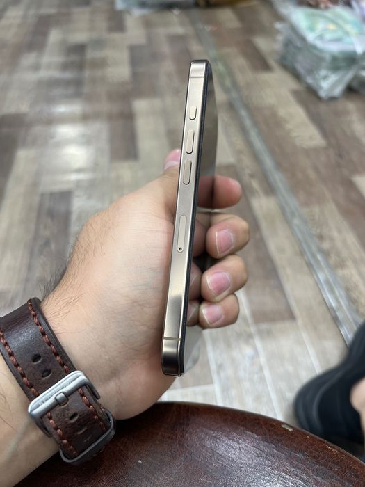 iPhone 16 pro 128