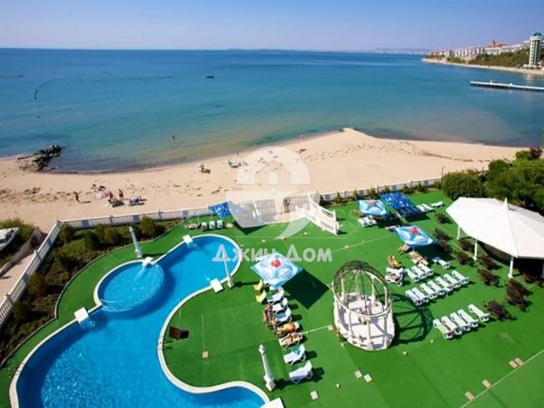 Продава се Едностаен апартамент в к.к. Елените - 38 кв.м за 1172 €/кв.м - Снимка #10