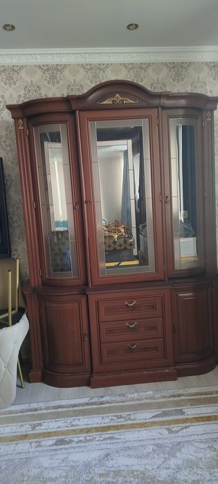 Продам горьку для гостиной