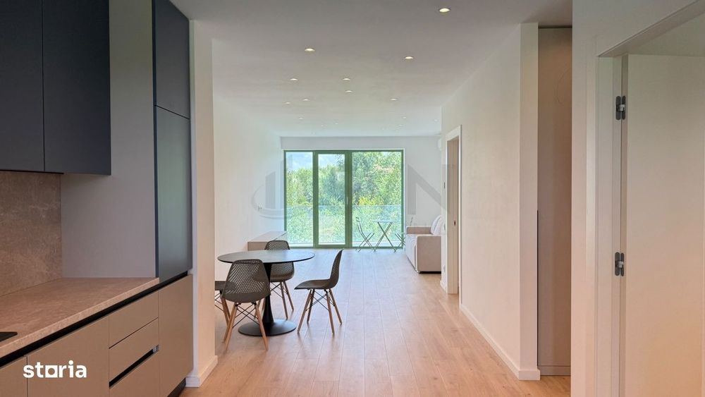 Apartament 3 camere Prima Inchiriere Vedere Lac