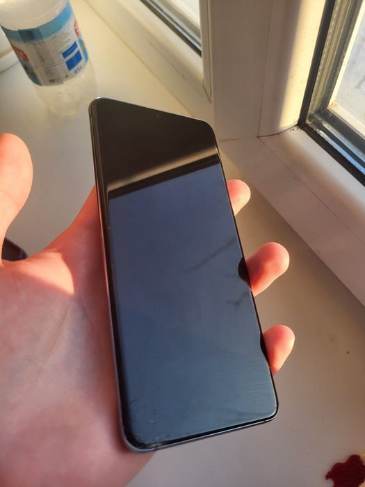 Samsung galaxy s20 8/128