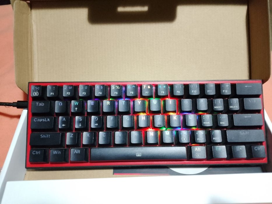 Tastatura Redragon detalii in descriere!!!