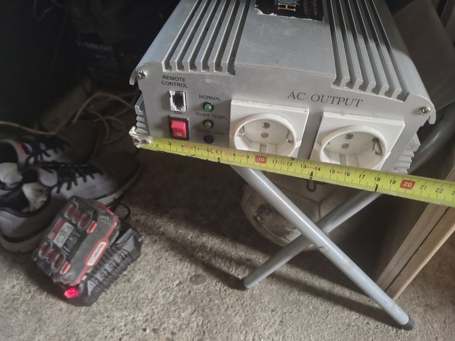 Invertor 24v 230