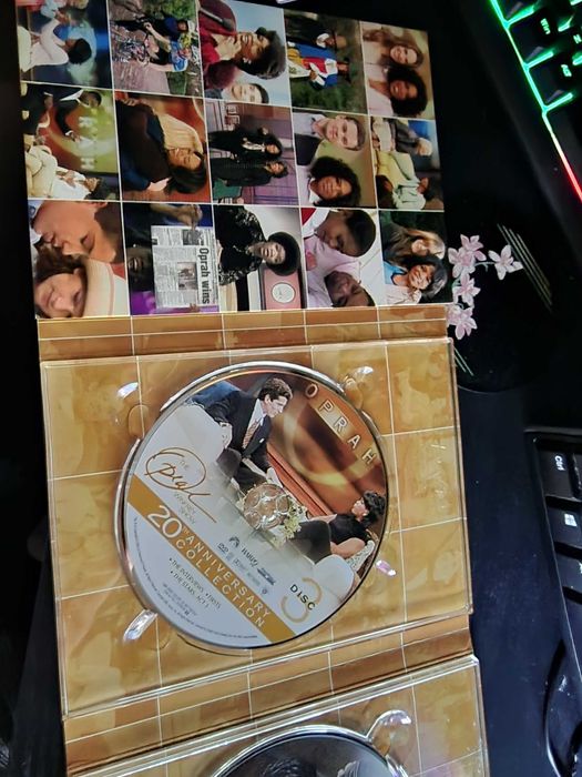 The Oprah Winfrey Show: 20th Anniversary Collection – set DVD cu 6 discuri, lansat în anul 2005.