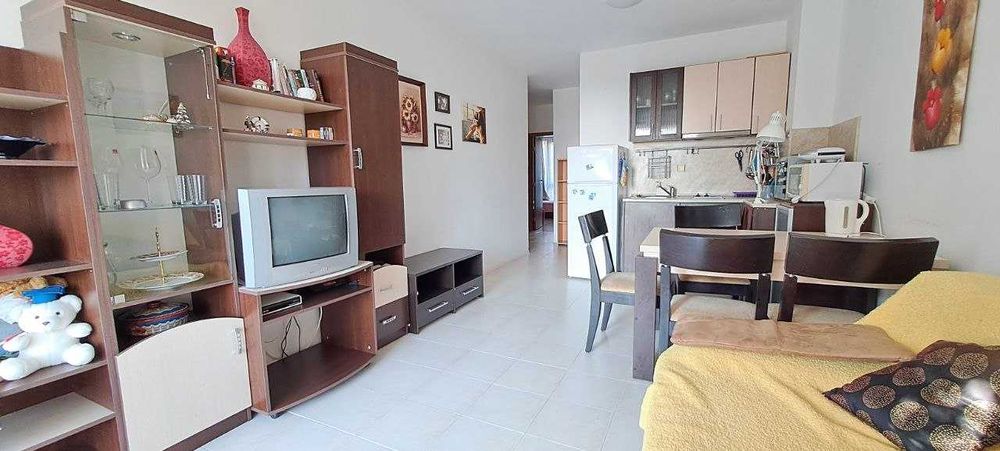 Продава се Тристаен апартамент в Свети Влас - 81 кв.м за 694 €/кв.м - Снимка #1