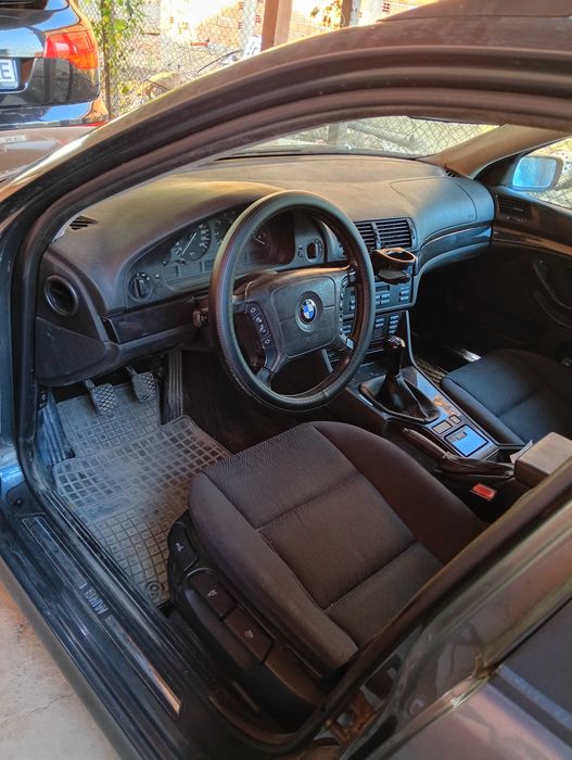 Автомобили бмв520 бензин