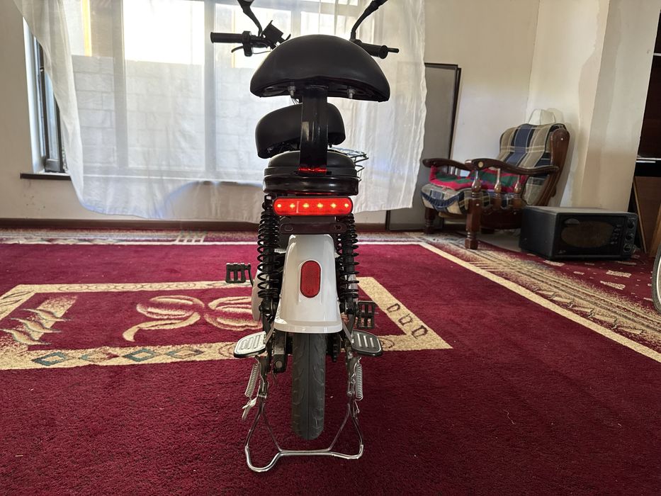 электроный сомакат скутер