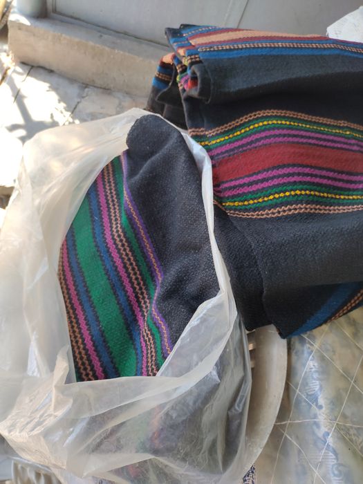 Продавам чисто нови черги не използвани може би би са на 50 години.