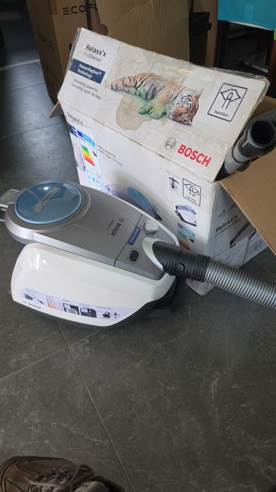 Aspirator fără sac BOSCH Relaxx'x ProSilence