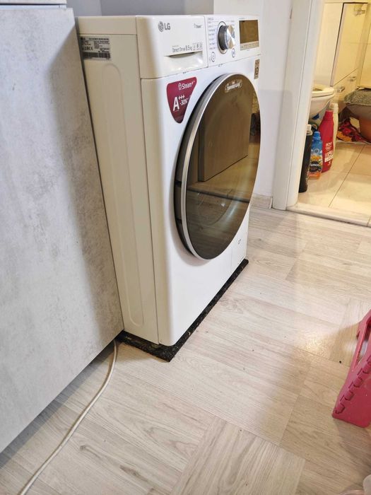 Masina de spalat rufe LG F2WV7S8P1, 8.5 kg -SLIM 47CM/60CM