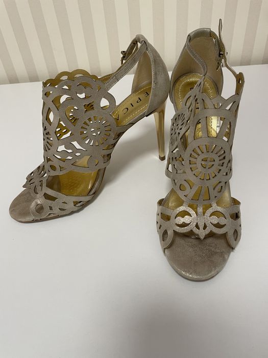 Sandale aurii 38