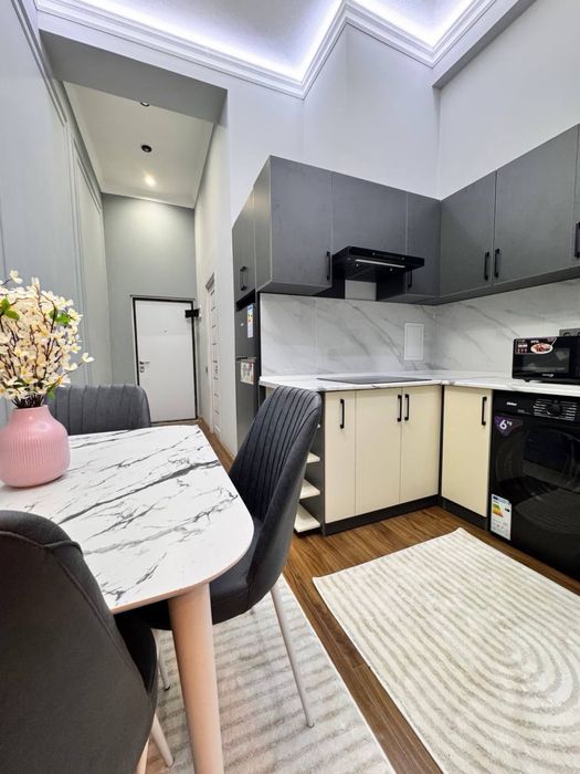 Жк "Black Towers" 1/17/17 26кв.м евро ремонт с мебелью и техникой